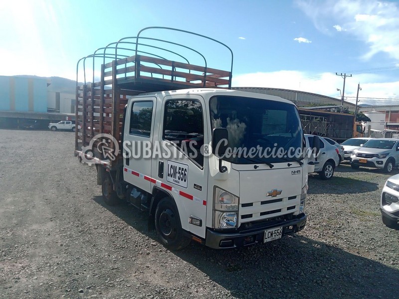 chevrolet_nhr_eiv_doble_cabina__abs__-_2022_-_556_-_cali__3_.jpg