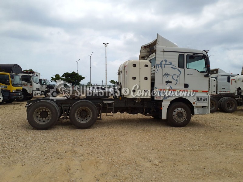 sinotruk_sitrak_c7h_6x4_gnc_-_2021_-_580_-_barranquilla__9_.jpg