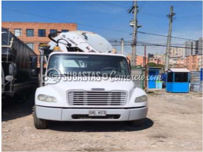 cami__n_gr__a_freightliner_m2_106_-_2007_453_____bogot____12_.jpg