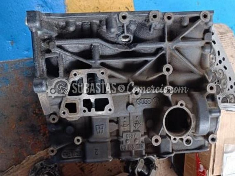 volkswagen_amarok_di__sel_para_reparaci__n_y_motor_desmontado_-_2014_-_802_-_miranda__13_.jpg
