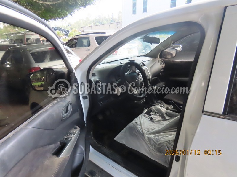 salvamento_nissan_np300_frontier_-_2020_-_850_-_guarne__15_.jpg