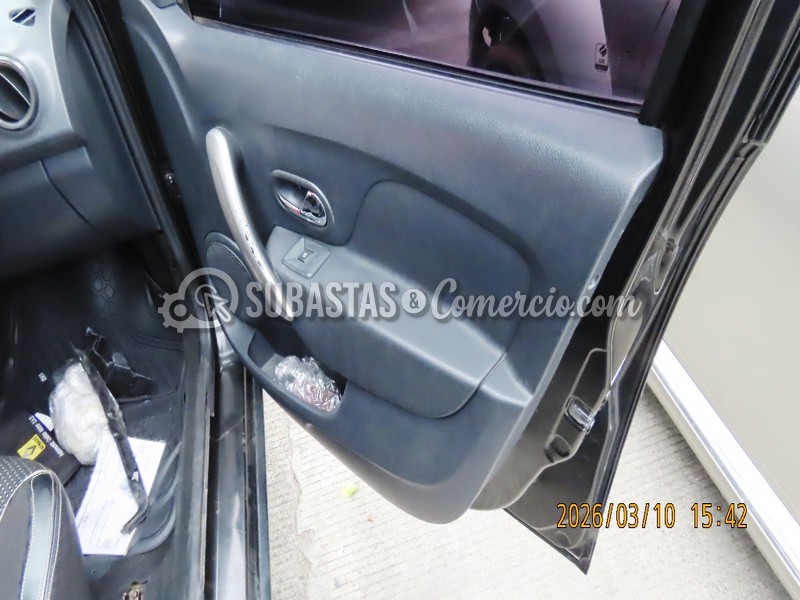 salvamento_renault_stepway_dynamique_-_2017_-_265_-_guarne__23_.jpg