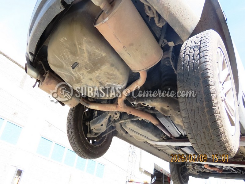 salvamento_ford_explorer_limited_-_2013_-_628_-_guarne__2_.jpg