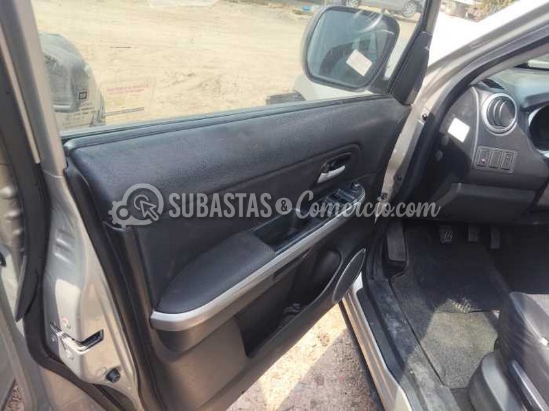 salvamento_suzuki_grand_vitara_sz_-_2010_-_166_-_mosquera__17_.jpg