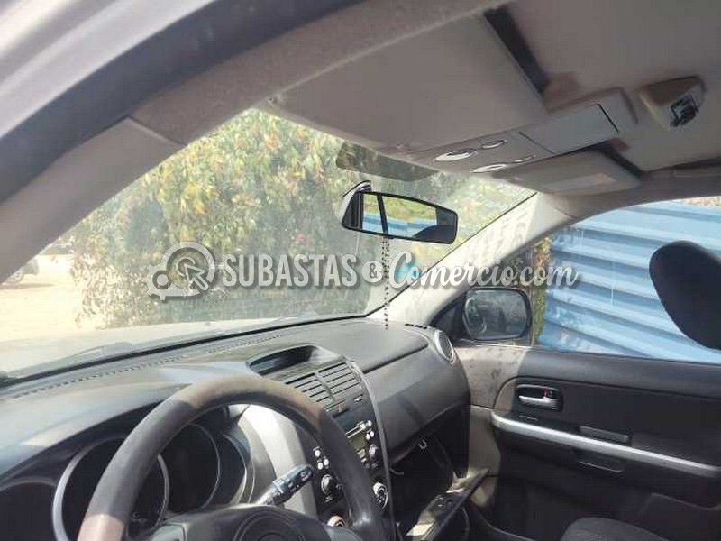 salvamento_suzuki_grand_vitara_sz_-_2010_-_166_-_mosquera__21_.jpg