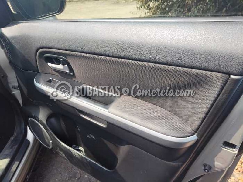 salvamento_suzuki_grand_vitara_sz_-_2010_-_166_-_mosquera__32_.jpg