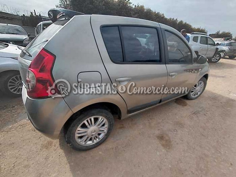 salvamento_renault_sandero_gt_line_-_2012_-_793_-_mosquera__6_.jpg