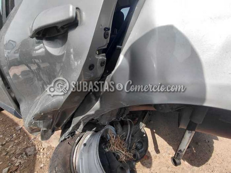 salvamento_renault_sandero_gt_line_-_2012_-_793_-_mosquera__37_.jpg