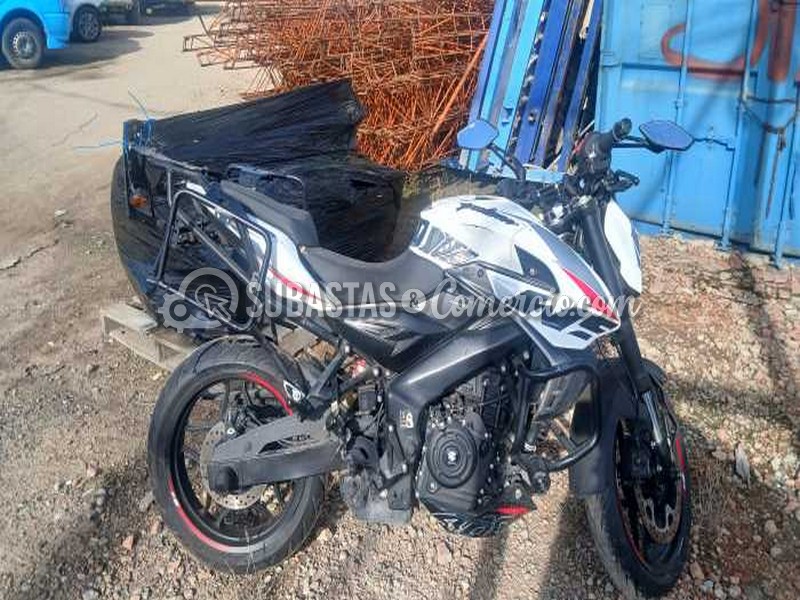 salvamento_bajaj_pulsar_ns_400z_-_2026_-_12h_-_mosquera__2_.jpg