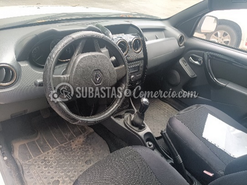 renault_duster_dynamique_-_2017_-_431_-_melgar__7_.png