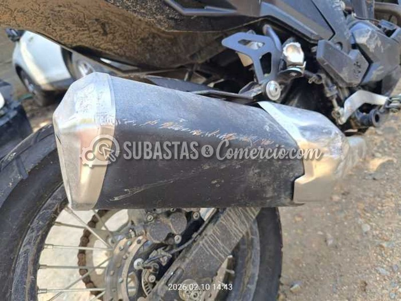 salvamento_kawasaki_kle300c_-_2023_-_35h_-_monter__a__42_.jpg