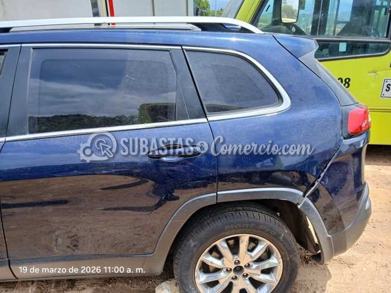 salvamento_jeep_cherokee_-_2015_-_704_-_bucaramanga__10_.jpg