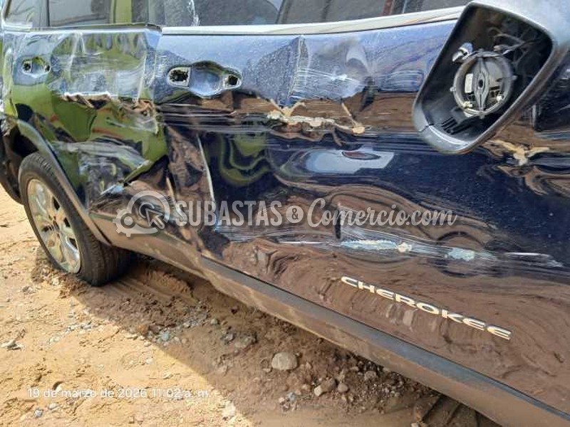 salvamento_jeep_cherokee_-_2015_-_704_-_bucaramanga__26_.jpg
