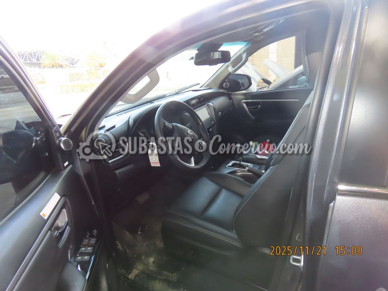salvamento_toyota_fortuner_-_2025_-_293_-_guarne__7_.jpg