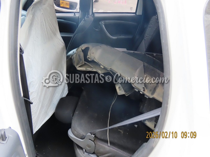 salvamento_renault_duster_dynamique_-_2016_-_366_-_guarne__7_.jpg