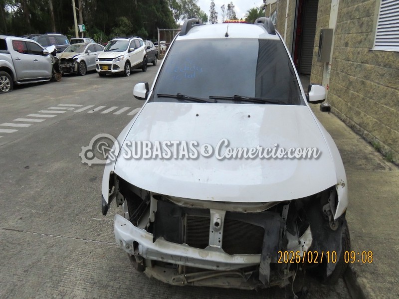salvamento_renault_duster_dynamique_-_2016_-_366_-_guarne__24_.jpg