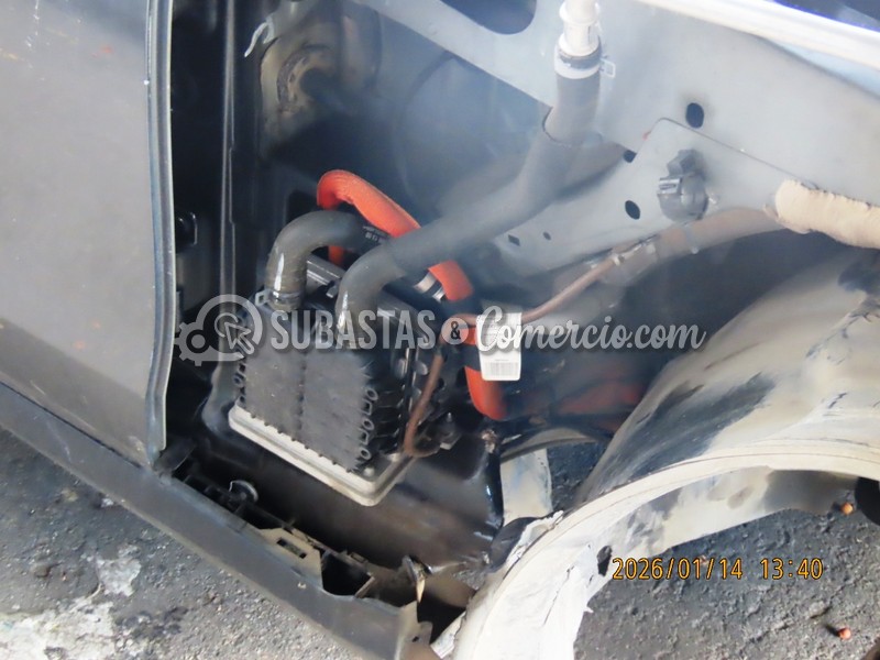 salvamento_mercedes_benz_glc_300_e_4matic_coup___-_2022_-_742_-_guarne__4_.jpg