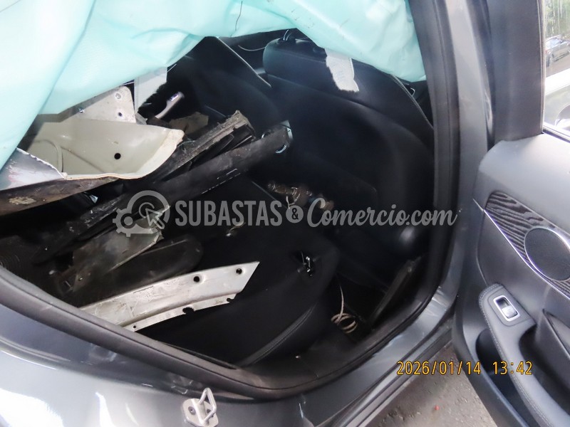 salvamento_mercedes_benz_glc_300_e_4matic_coup___-_2022_-_742_-_guarne__13_.jpg