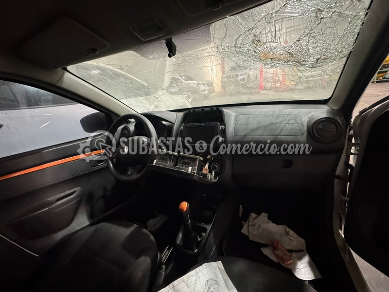 renault_kwid_outsider_-_2022_-_833_-_cali__18_.jpg