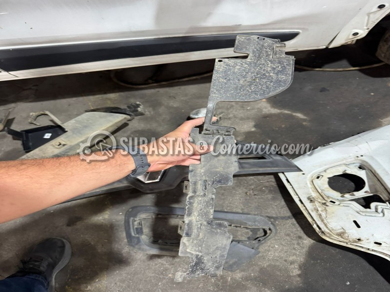 renault_kwid_outsider_-_2022_-_833_-_cali__31_.jpg