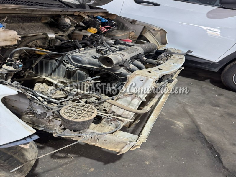 renault_kwid_outsider_-_2022_-_833_-_cali__32_.jpg