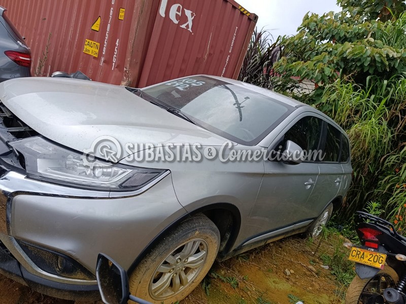 mitsubishi_outlander_kaiteki_2.4_4x4_cvt_lx_-_2022_-_292_-_caldas__2_.jpg
