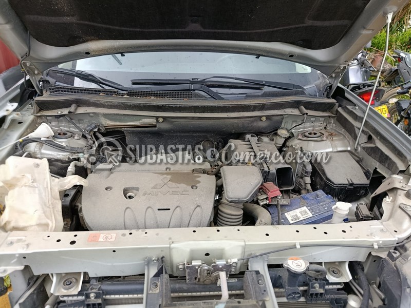 mitsubishi_outlander_kaiteki_2.4_4x4_cvt_lx_-_2022_-_292_-_caldas__4_.jpg