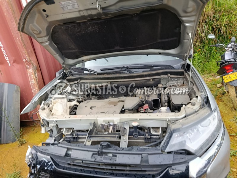mitsubishi_outlander_kaiteki_2.4_4x4_cvt_lx_-_2022_-_292_-_caldas__7_.jpg