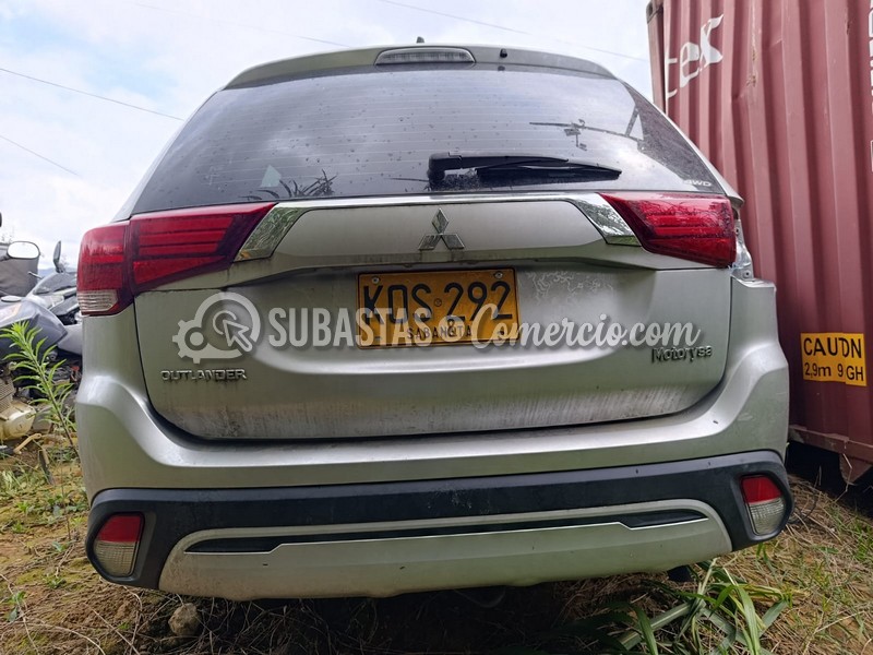 mitsubishi_outlander_kaiteki_2.4_4x4_cvt_lx_-_2022_-_292_-_caldas__21_.jpg