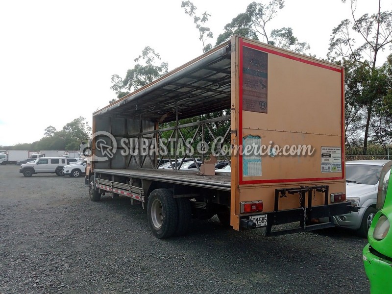 vcn585_6.jpg