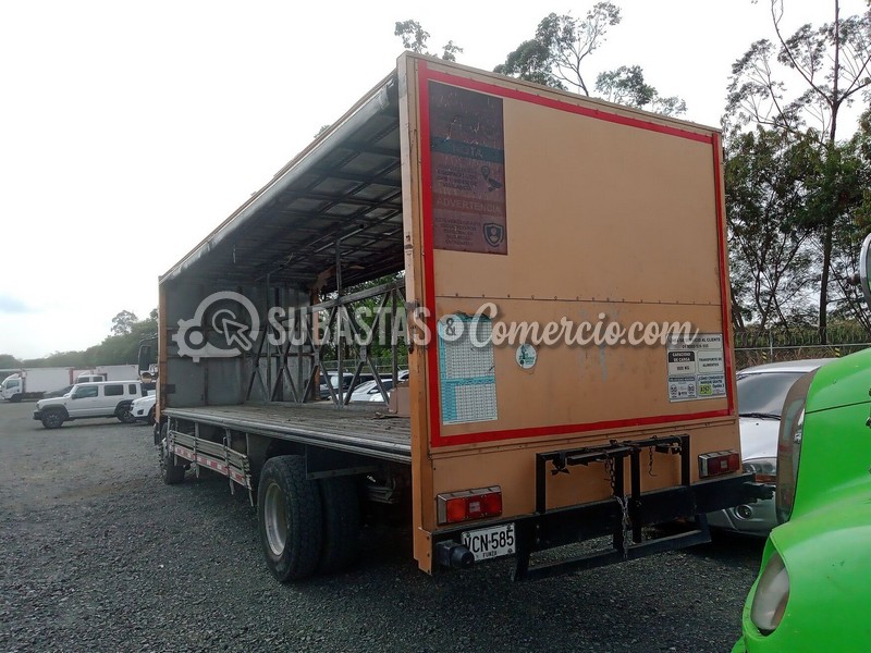 vcn585_7.jpg