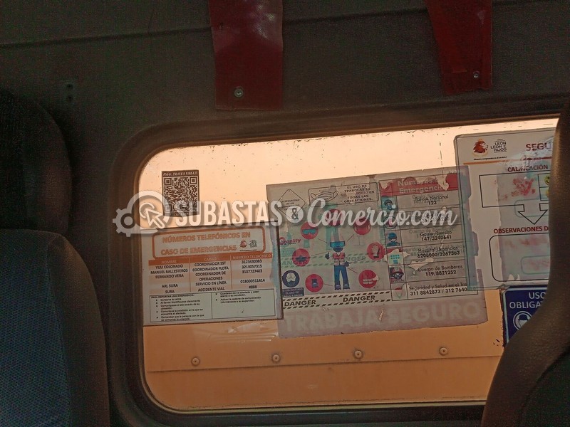 vcn585_12.jpg