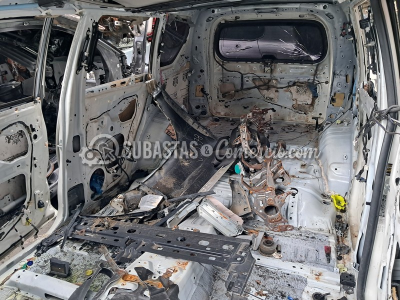chatarra_ferrosa_automotriz_aprox._35.000_kg_en_guarne__6_.jpg