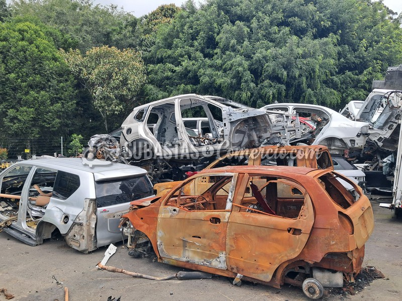 chatarra_ferrosa_automotriz_aprox._35.000_kg_en_guarne__13_.jpg