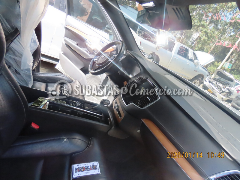 salvamento_volvo_xc90_-_2019_-_611_-_guarne__13_.png