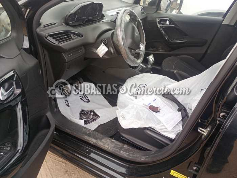 salvamento_peugeot_208_5p_act_pk_1.6_e_-_2013_-_496_-_mosquera__12_.png