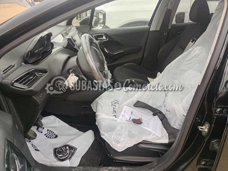 salvamento_peugeot_208_5p_act_pk_1.6_e_-_2013_-_496_-_mosquera__13_.png