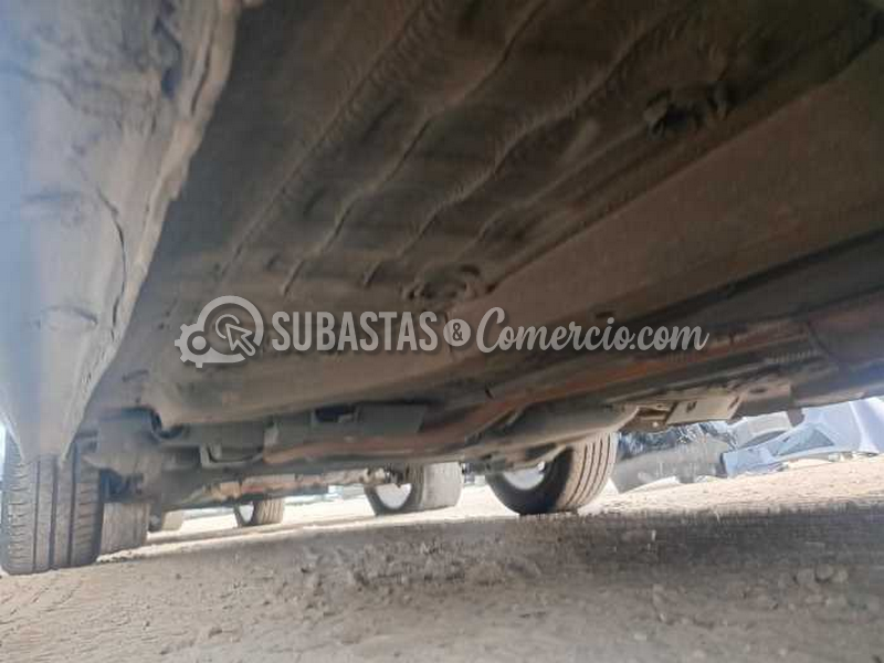 salvamento_peugeot_208_5p_act_pk_1.6_e_-_2013_-_496_-_mosquera__33_.png