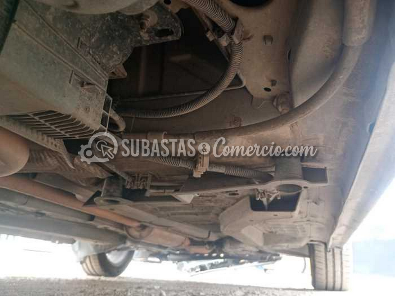 salvamento_peugeot_208_5p_act_pk_1.6_e_-_2013_-_496_-_mosquera__34_.png