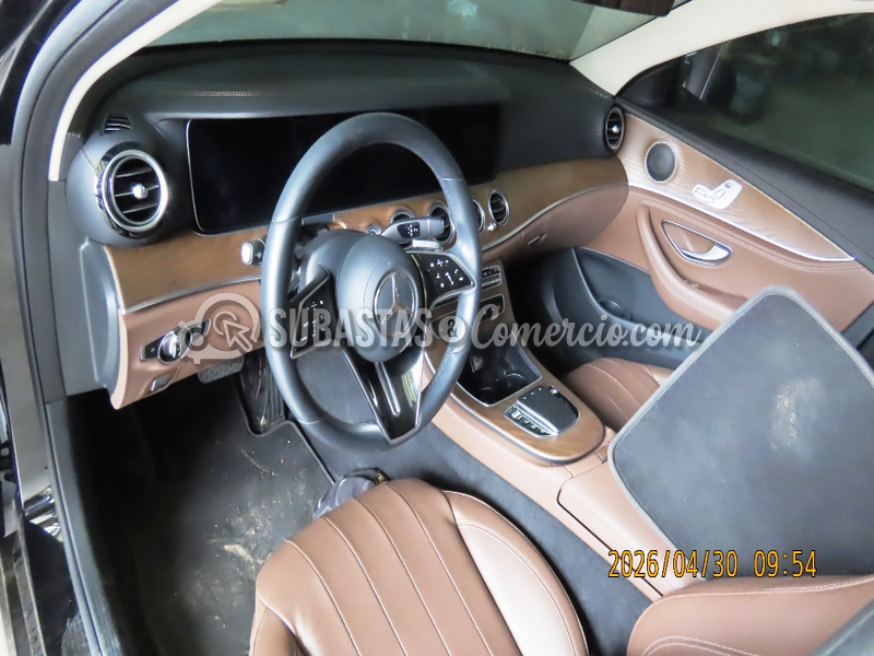 salvamento_mercedes_benz_e_350_-_2022_-_208_-_guarne__10_.png