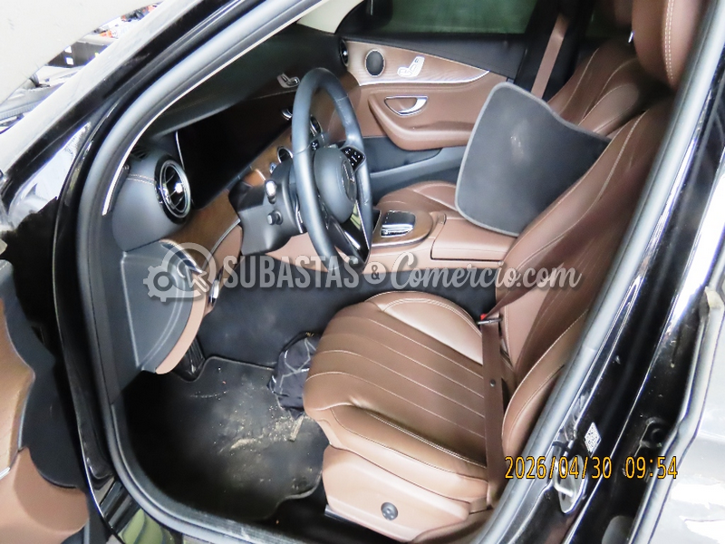 salvamento_mercedes_benz_e_350_-_2022_-_208_-_guarne__11_.png