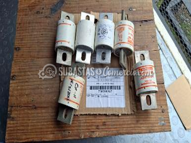 cable__equipos_el__ctricos__instrumentaci__n_y_medici__n_en_acac__as_aprox._598_un_y_598_m__73_.png