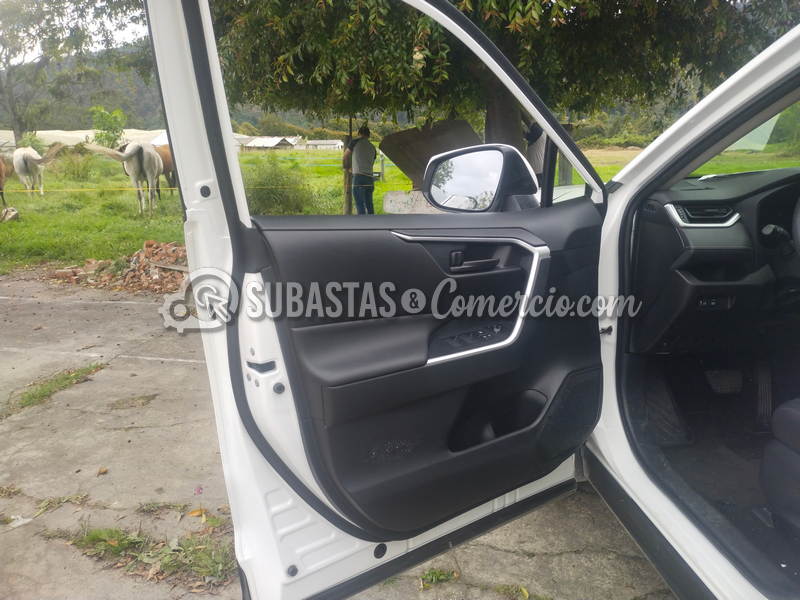 toyota_rav4_hybrid__13_.png