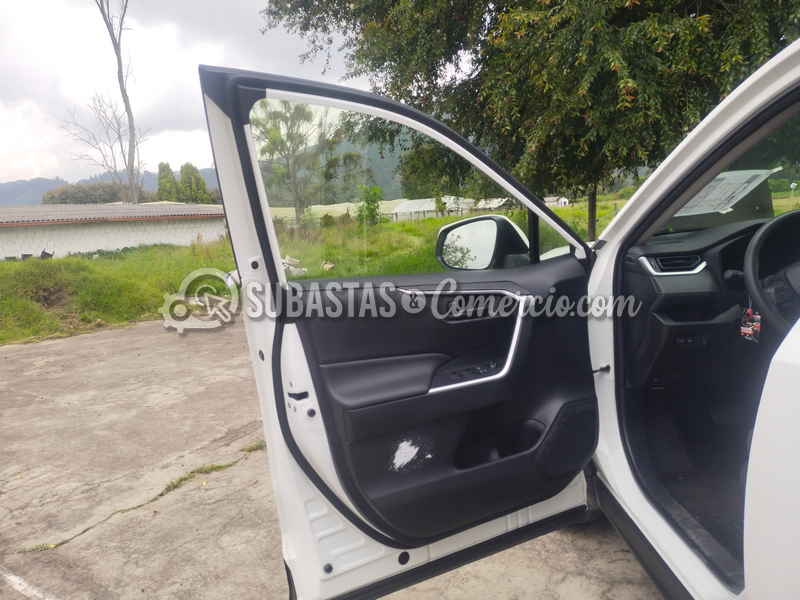 toyota_rav4_hybrid__13_.png