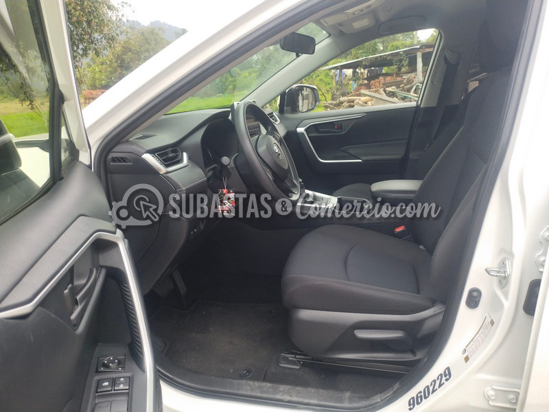 toyota_rav4_hybrid__15_.png