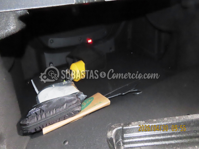 salvamento_mercedes_benz_e_350__17_.png
