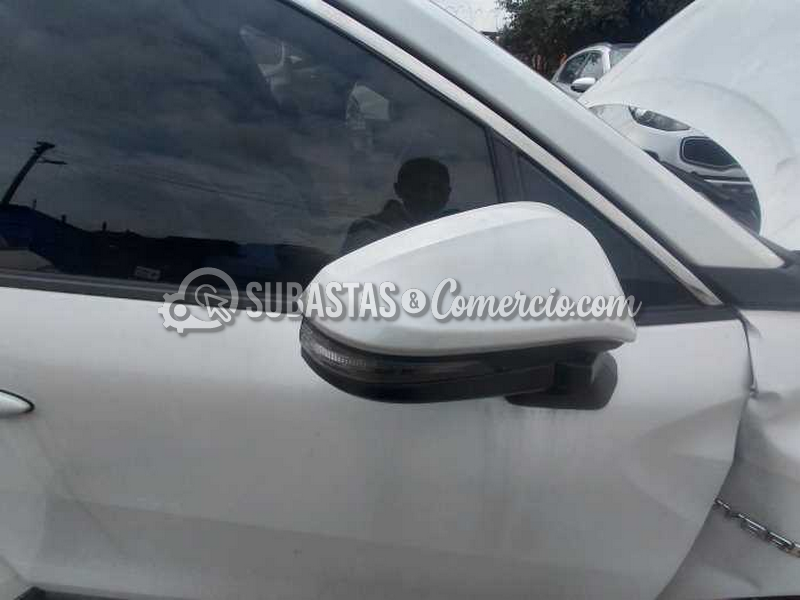 salvamento_toyota_corolla_cross__33_.png