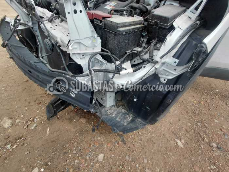 salvamento_toyota_corolla_cross__37_.png