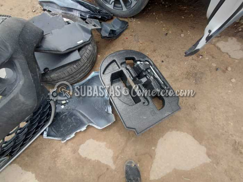 salvamento_toyota_corolla_cross__41_.png