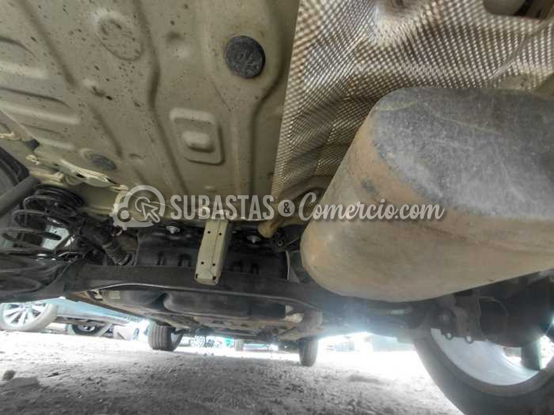 salvamento_toyota_corolla_cross__46_.png